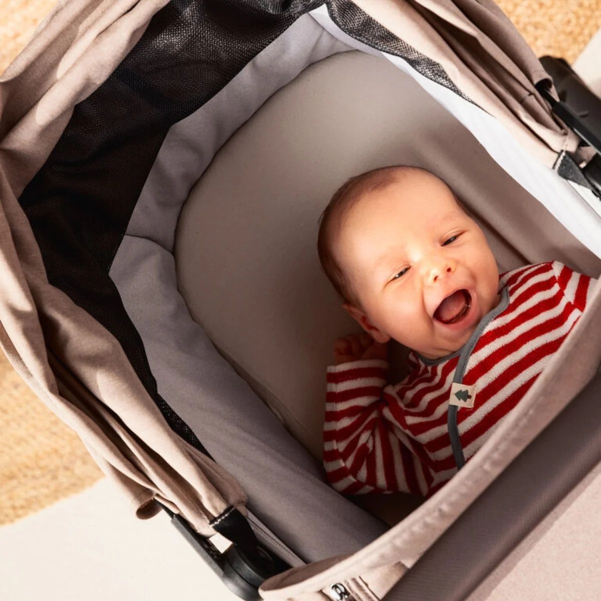 Joolz Aer² Cot - Sage Green - Full-Size Newborn Comfort
